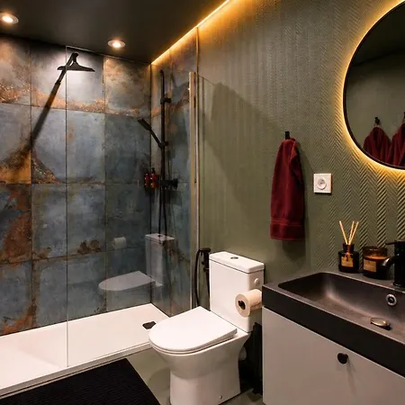 By Ozc Immo, Le Paradoxe - Jacuzzi